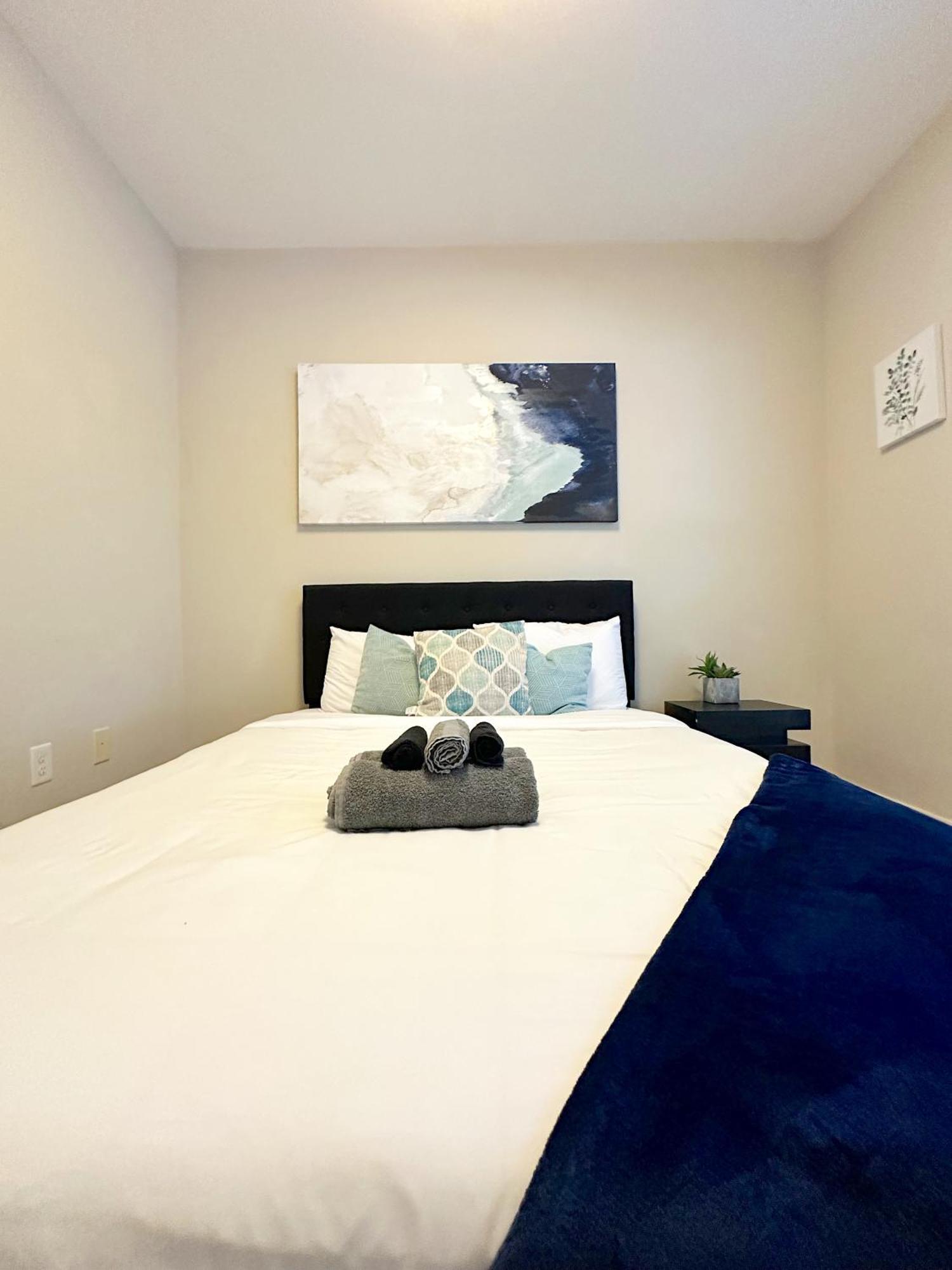 Modern Townhouse - 1 Min To Uptown Clt - Walk To Restaurants Vila Charlotte Exterior foto