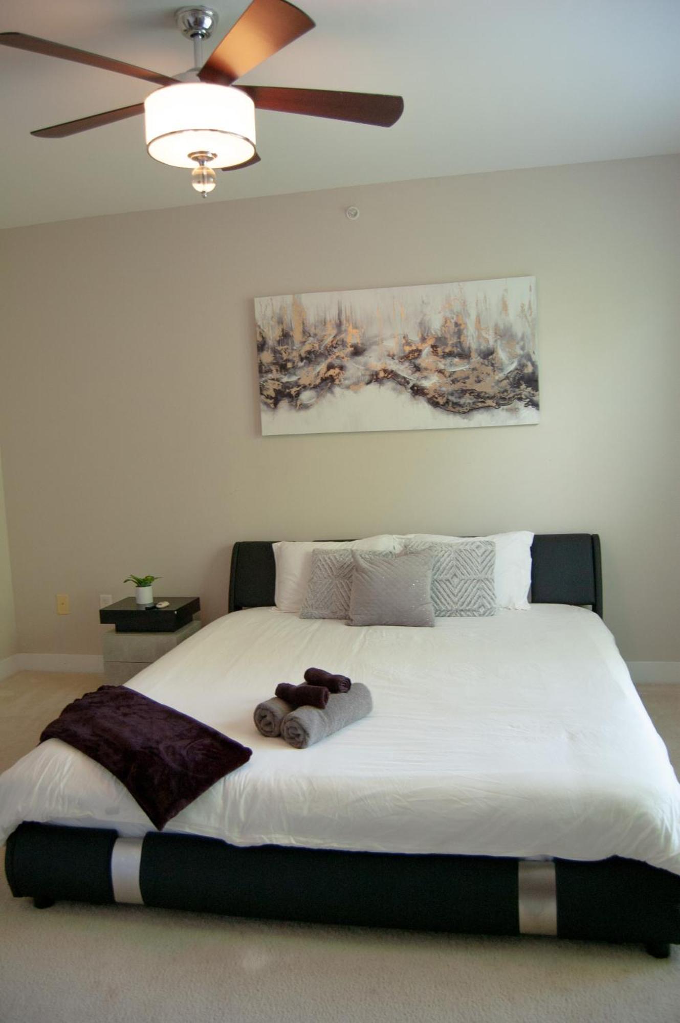 Modern Townhouse - 1 Min To Uptown Clt - Walk To Restaurants Vila Charlotte Exterior foto